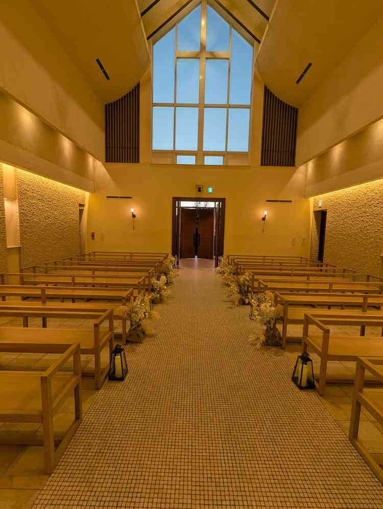 キリスト教式チャペルの内装