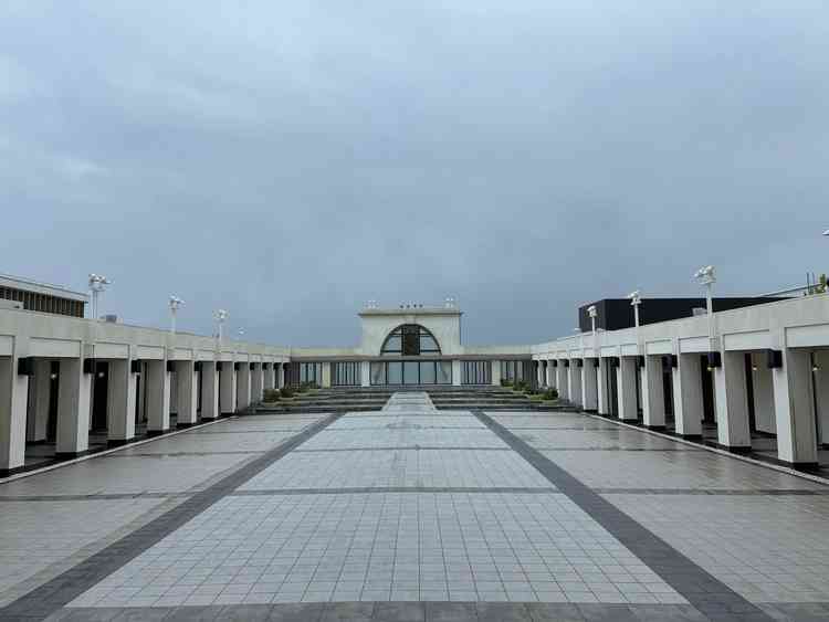 大聖堂を出たあとの景色