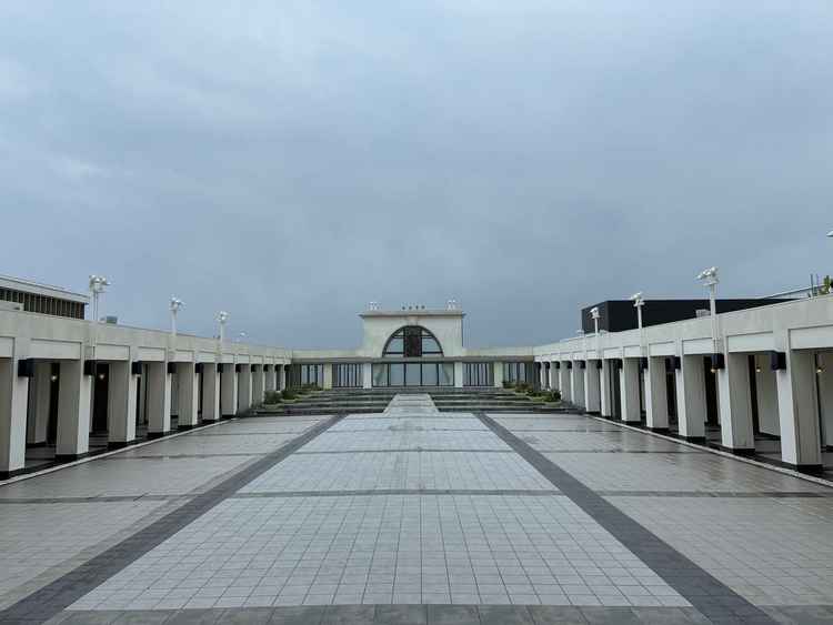 大聖堂を出たあとの景色