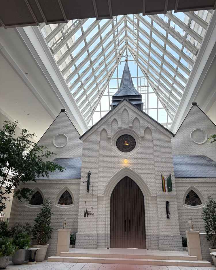 チャペルの入口。挙式体験で入場の仕方を教えて頂き、実際に式を挙げる時の雰囲気を味わった。