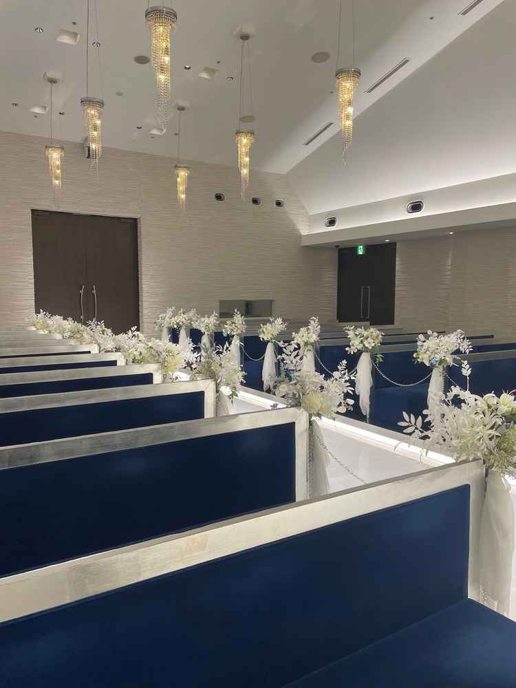 チャペルの様子。写真で見るより実際に行ったほうが綺麗。大理石も素敵。