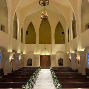 落ち着いた雰囲気の大聖堂チャペル。