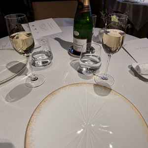 スパークリングワインをだしてもらえました。