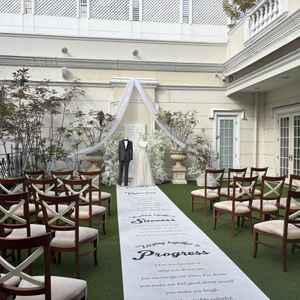 ガーデンウェディング会場。披露宴会場とも繋がっている。