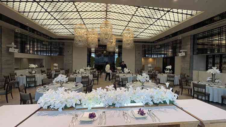 開放感のある披露宴会場。