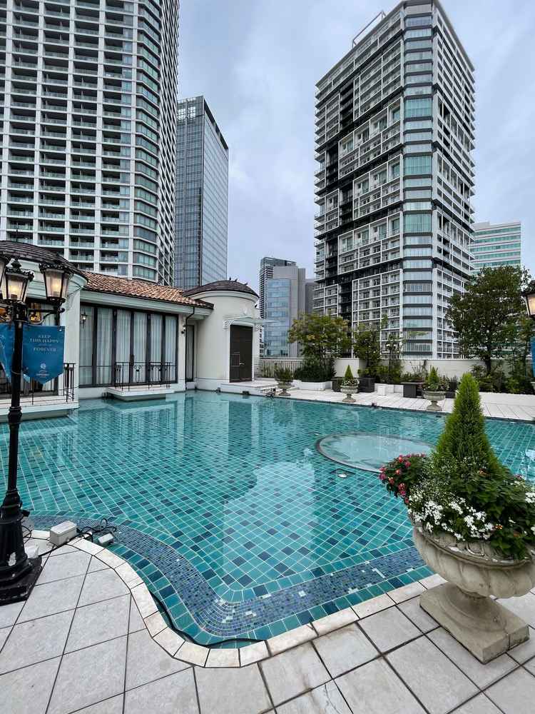 チャペル横のガーデンで風船を飛ばす演出ができるとのことでした。