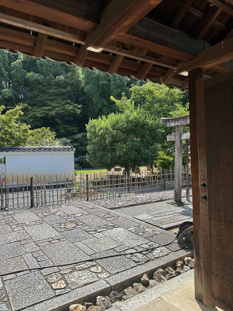 月真院でのガーデンウェディング