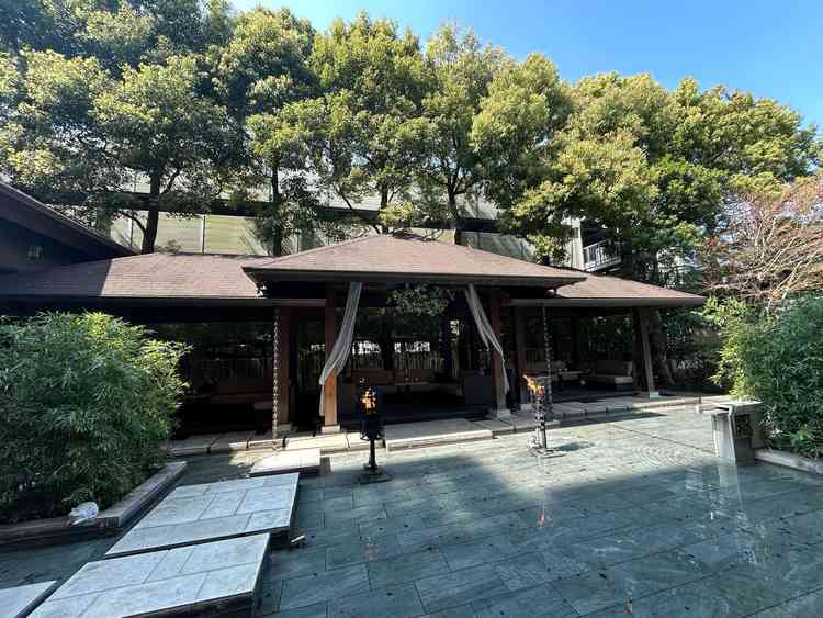 別の披露宴会場から見えるテラス