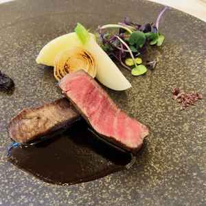 メインのお肉料理