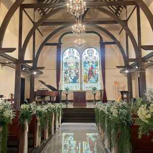 教会のガラスの絵が下に写ってて、綺麗でした！