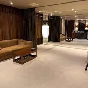 新郎新婦の更衣室。広くて綺麗だった。