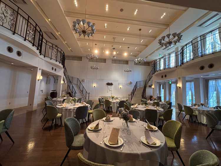 披露宴会場　プロヴァンス。扉を開くとガーデンと繋げることが出来ます。