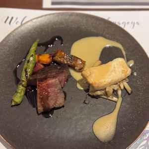 料理が和フレンチと言うことで箸で食べれるというのがおばあちゃんやげすとにとっても良いと思った。