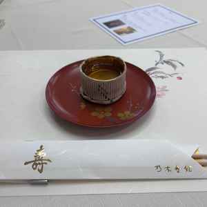 試食でいただいたお出汁(コースの初めに出るもの)