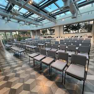 1番小さいサイズの披露宴会場。このあと会社のパーティとのことで披露宴セッティングではなかった