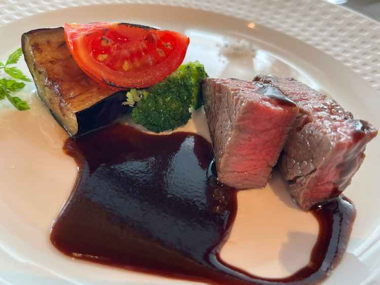 宮崎牛の赤ワインソース