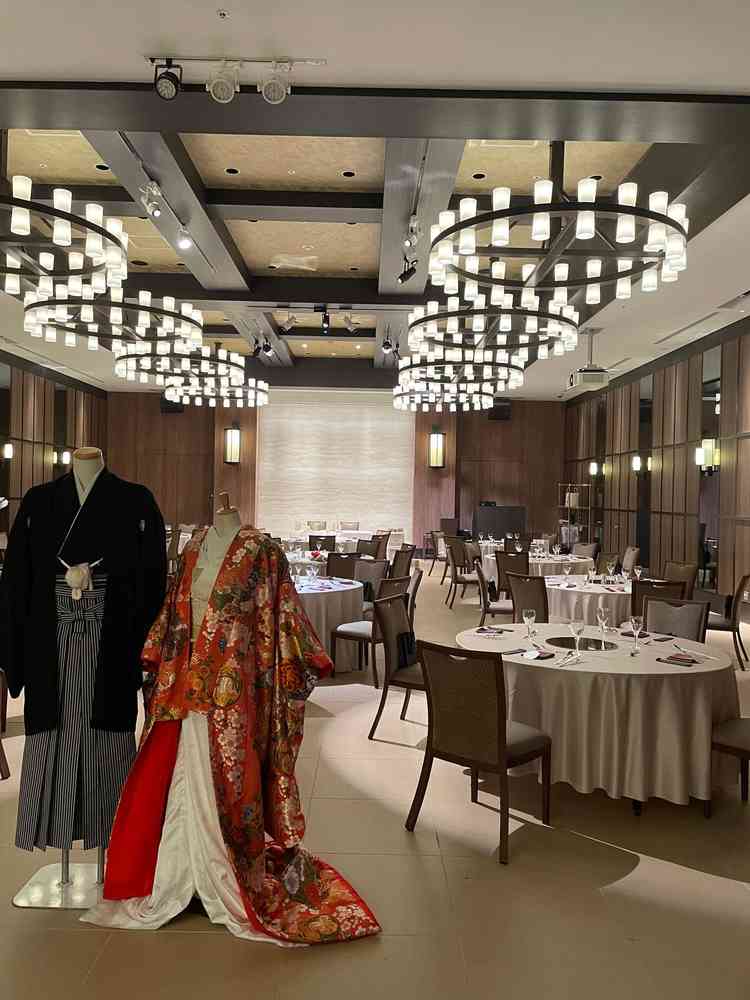 披露宴会場の1つです。チャペルとはまた印象が違い、落ち着いた雰囲気で素敵でした。