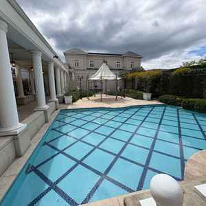 待合室〜チャペルへの導線