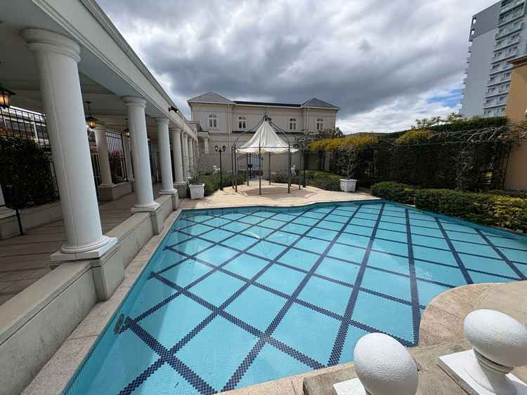 待合室〜チャペルへの導線