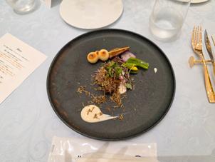 試食のお料理の写真。お皿まで温かい状態で出てきて冷めにくい工夫もいいし、とにかく味がおいしかったです