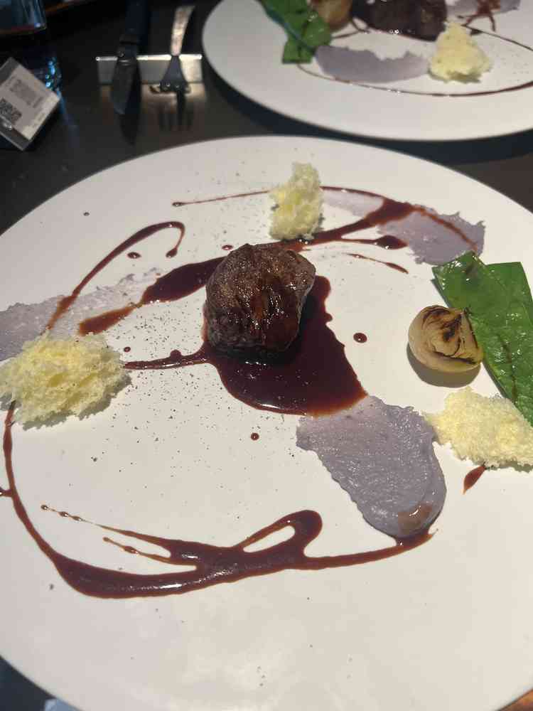 実際の披露宴のメインお肉料理