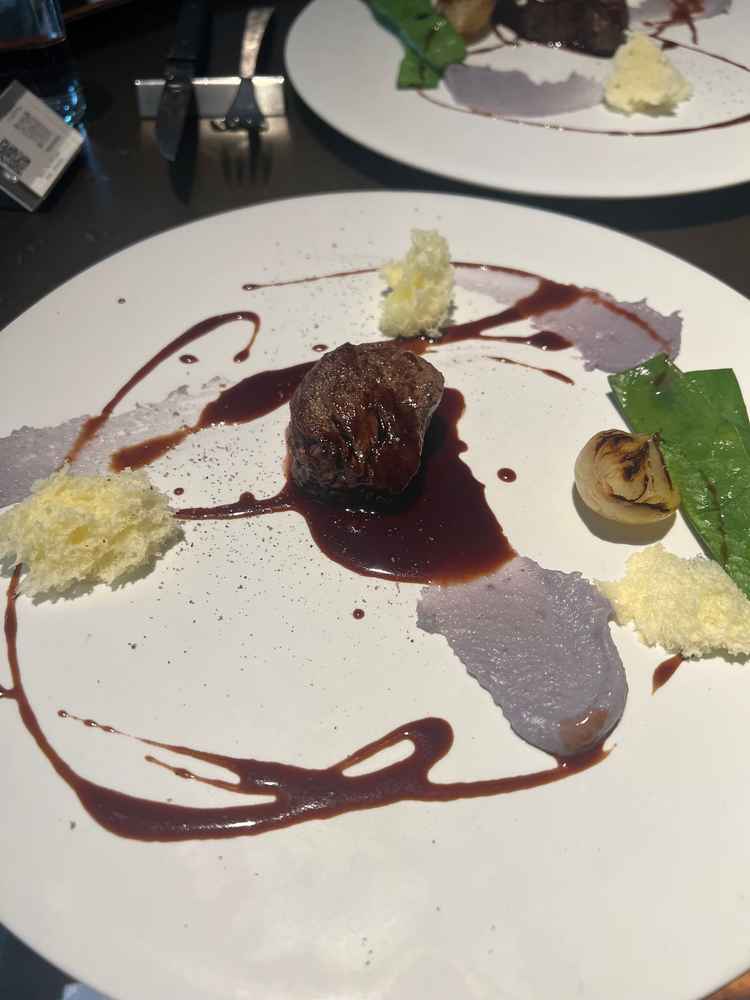 実際の披露宴のメインお肉料理