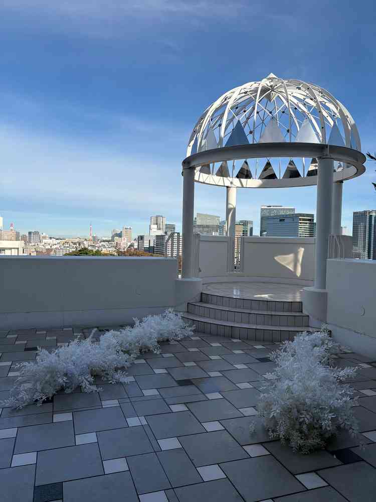 みなとみらいが一望でき、富士山も見えて開放的で良いなと思いました。雨の場合を考えると心配でした。