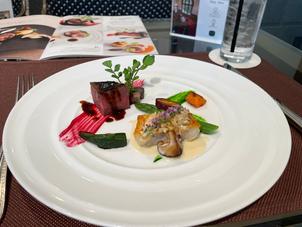 メイン料理の試食分