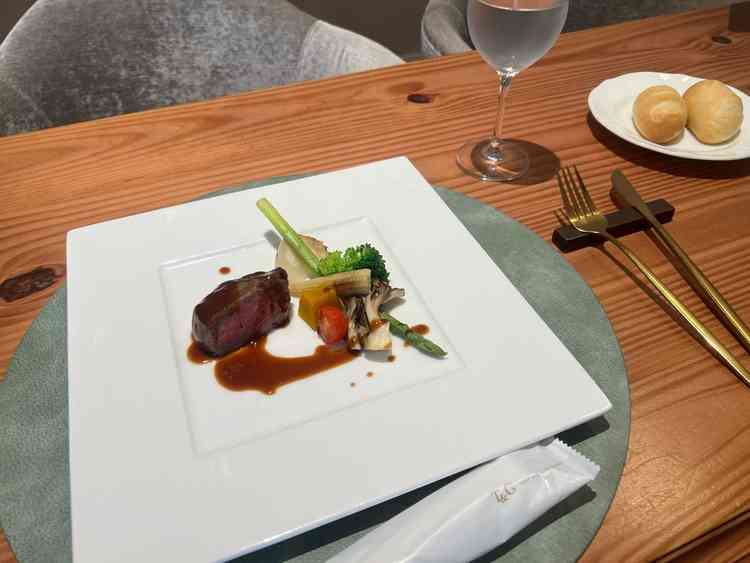 試食の写真お肉が美味しかった。