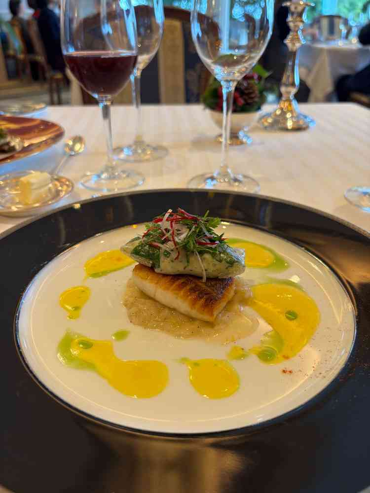 美味しいコース料理の試食。試食とは思えない質。