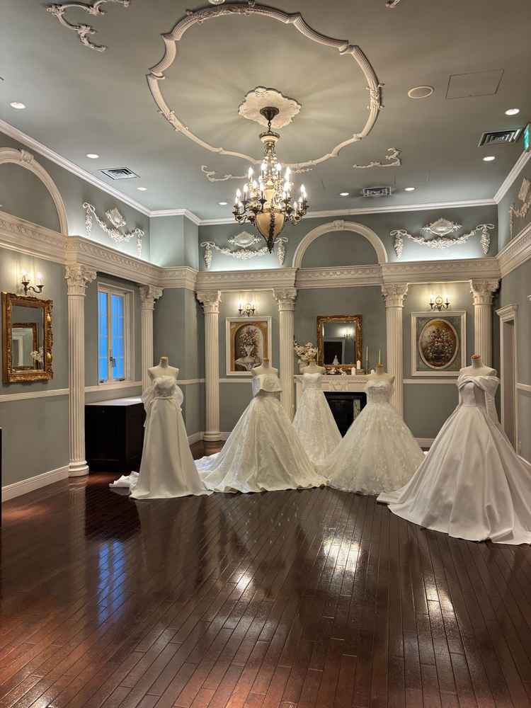 成約後の方向けのイベントのため、ドレスが展示してありました