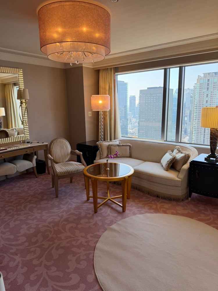 宿泊特典で2泊できる部屋。結婚式の朝には部屋でメイクや着付けを行ってもらえる。