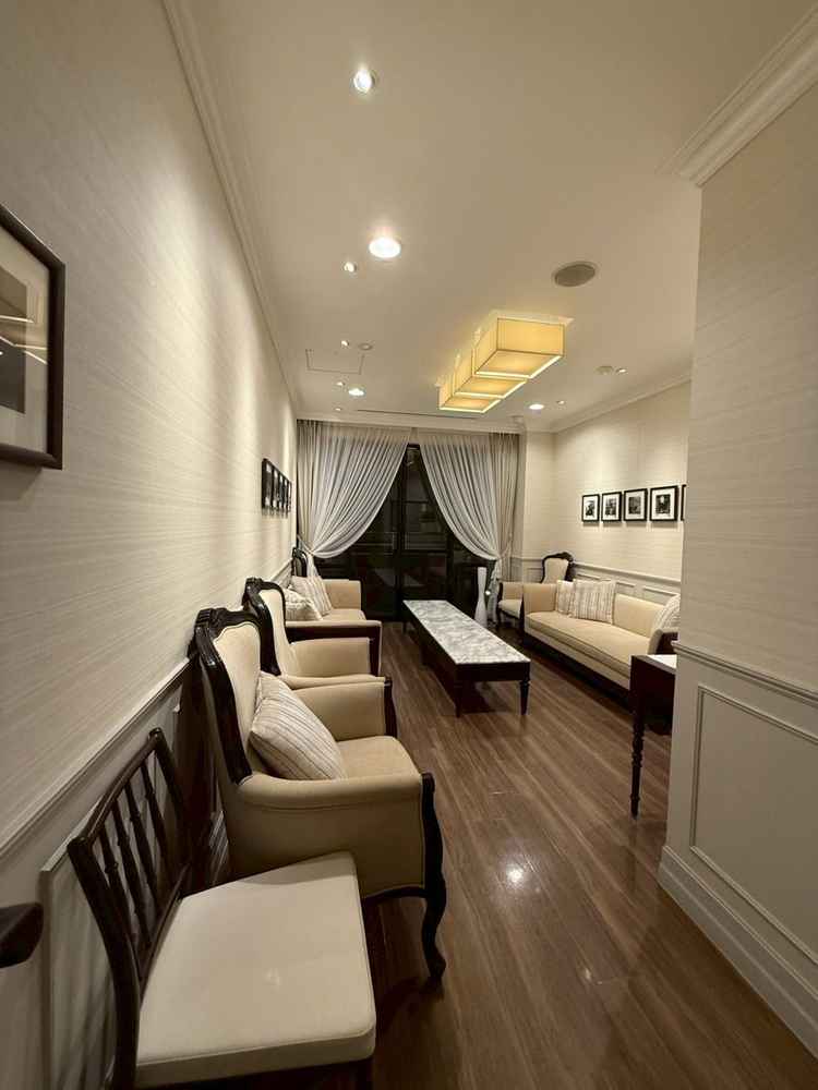 両親控室。両家それぞれあるのかありがたい。