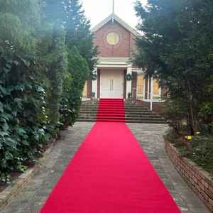 外観　古びた感じが哀愁漂う