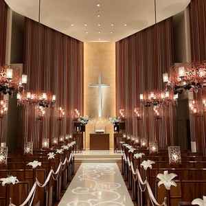 建物の意匠一つ一つに意味が込められています。