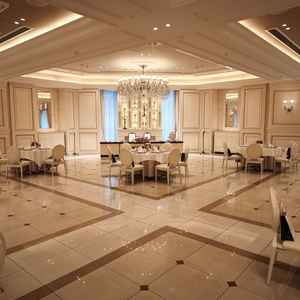 披露宴会場。菱形の会場は新郎新婦への距離が近まりとてもいい。