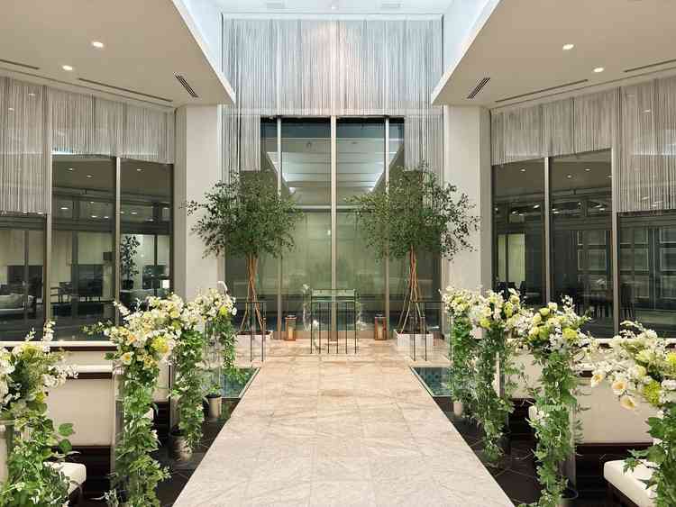 開放感があり、ナチュラルなデザインの挙式会場