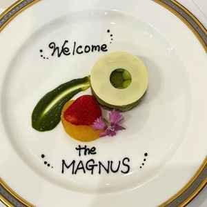 抹茶系のデザート。