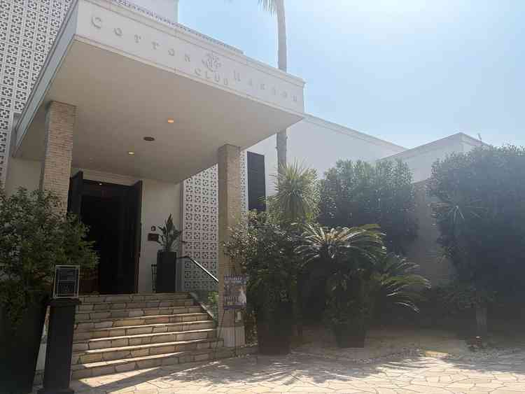 エントランスとても、しっかりとした外観でした。