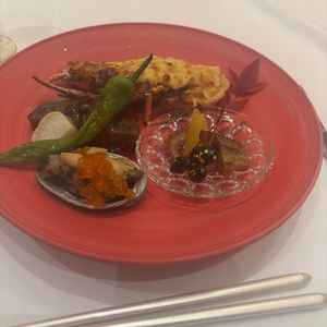 和食の試食でした。婚礼料理としてちょうど良さそうです。