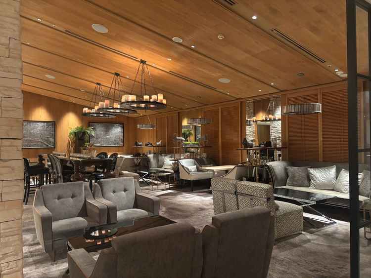 受付後のゲストの待合室は貸切でとてもおしゃれで雰囲気もよく、ゆったり待ってもらえる空間だった