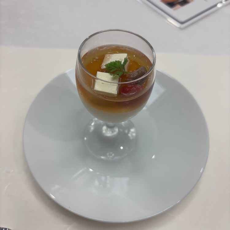 嶺岡豆腐と出汁のジュレ