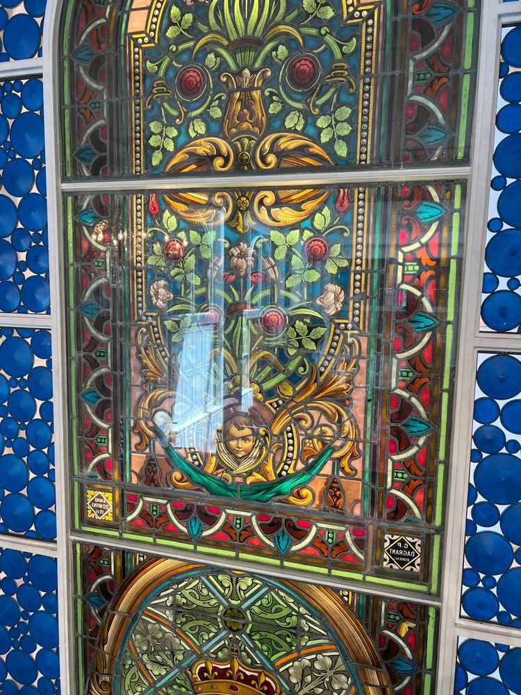 ステンドグラス。