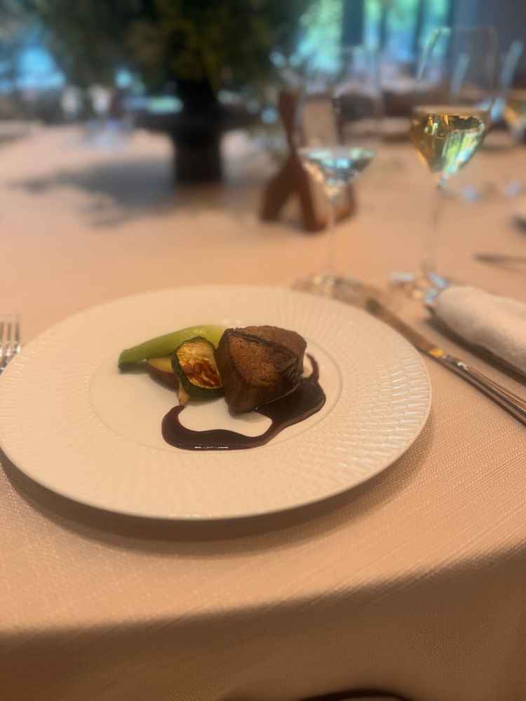 試食でお肉をいただきました。