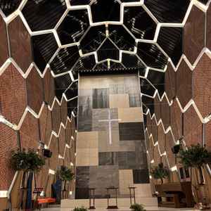 チャペル　THE WAREHOUSE