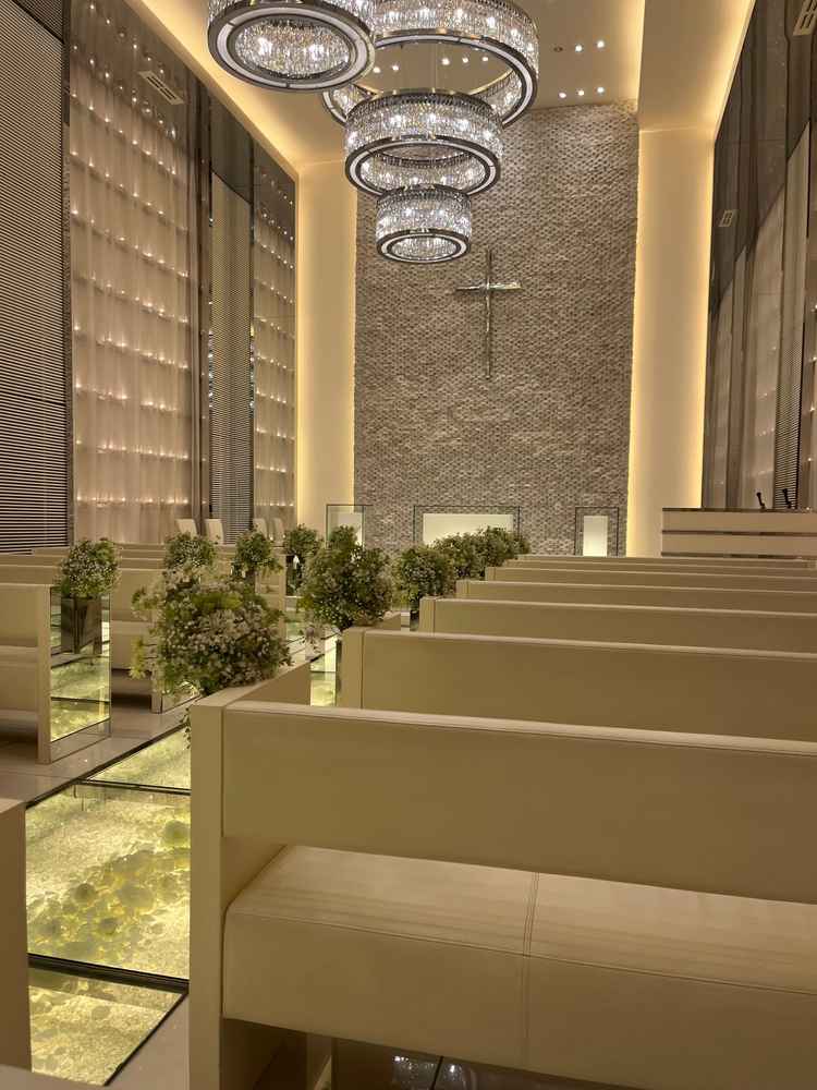 チャペルがガラス出てきててすごくて綺麗でした