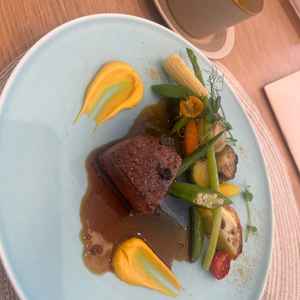 試食の黒毛和牛と、カボチャのポタージュです。お肉が柔らかくとてもおいしかったです。
