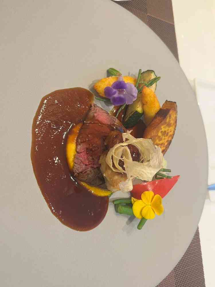 お肉がメイン
