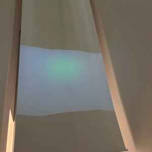 ファミリーミートをする時に両親宛のビデオレターを上映できます。神戸では迎賓館さんのみだそうです。