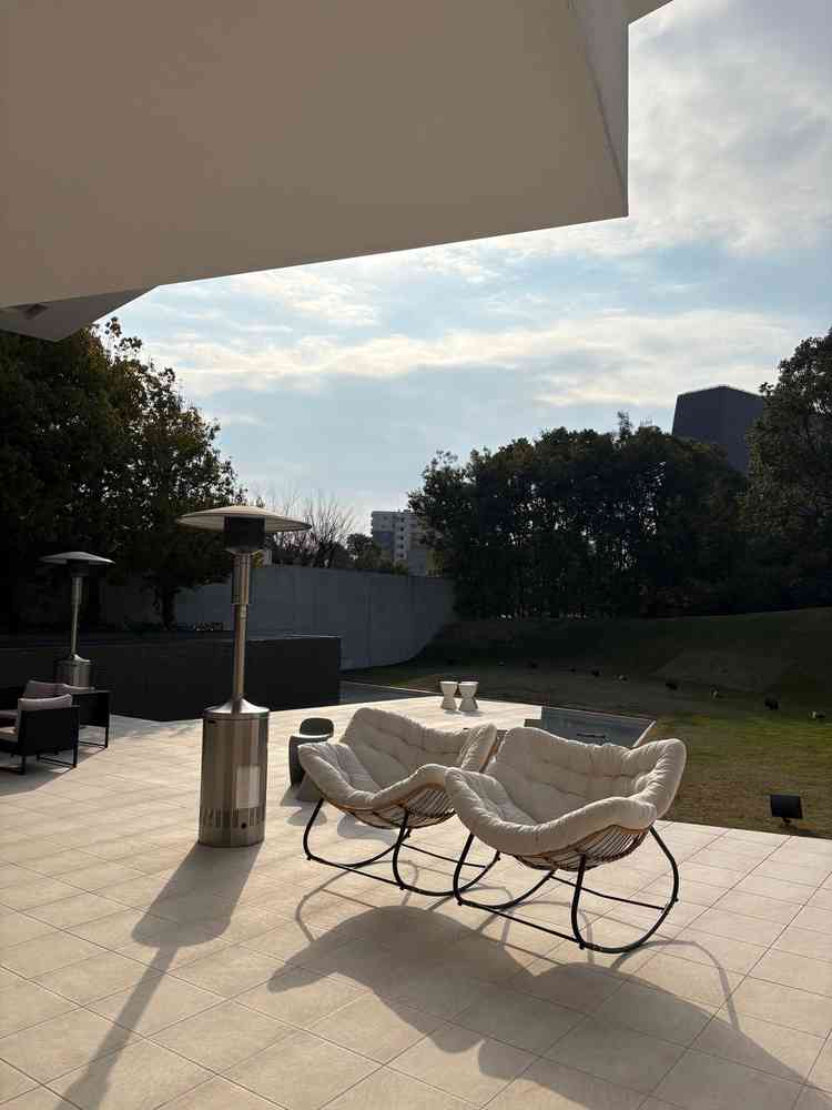 開放感あふれるガーデン付きの披露宴会場